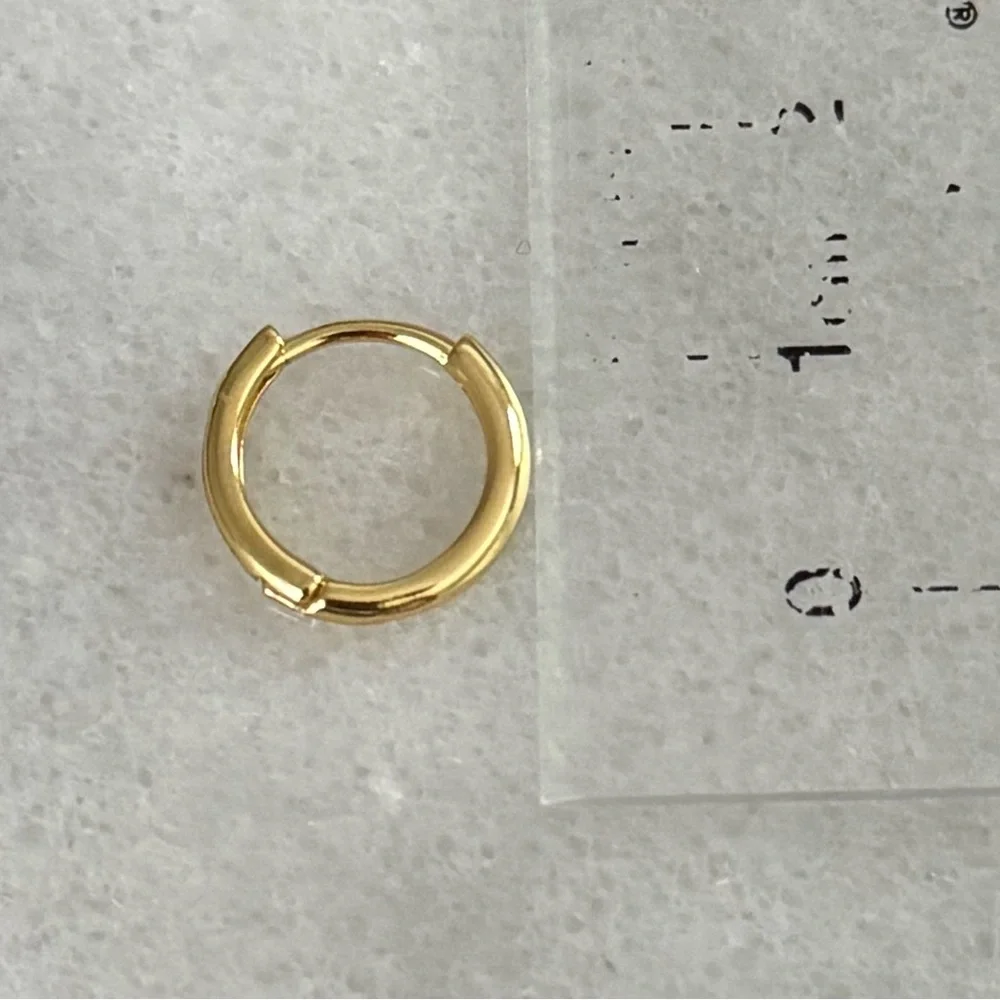 Gold Solid Huggie Hoop Sterling Silver Earrings 

Brand New - Picture 3 of 5